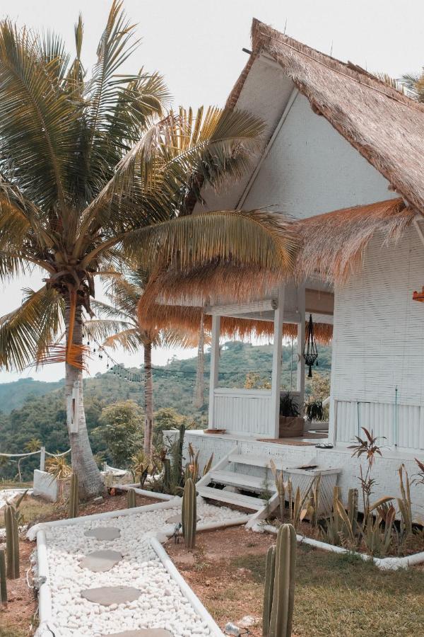 Tropical Glamping Nusa Penida - Private Romantic Seaside Bungalow Diamond Beach Pelilit Ngoại thất bức ảnh