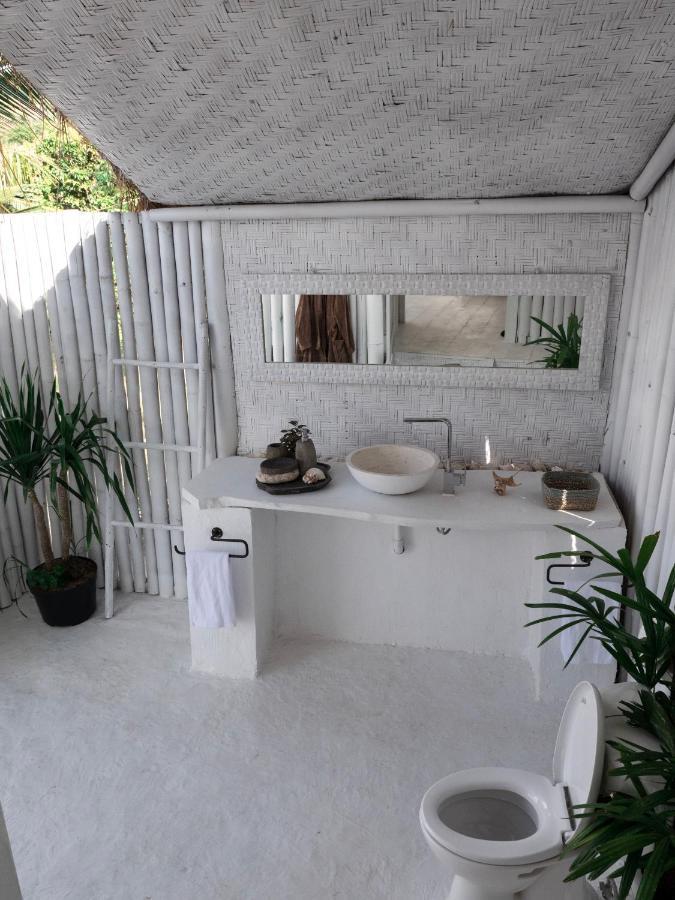 Tropical Glamping Nusa Penida - Private Romantic Seaside Bungalow Diamond Beach Pelilit Ngoại thất bức ảnh