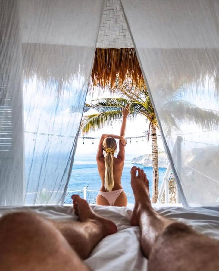 Tropical Glamping Nusa Penida - Private Romantic Seaside Bungalow Diamond Beach Pelilit Ngoại thất bức ảnh